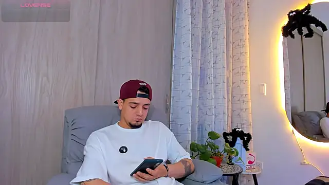 alejandro calderon1 online show from October 16, 2:12 am