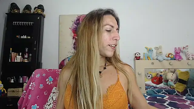 aleera starxx982 online show from May 7, 12:05 am