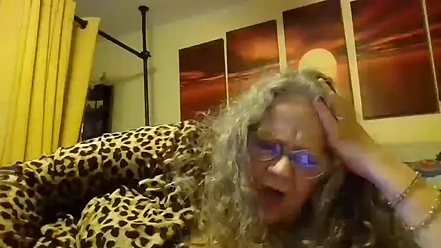 DestineeLoverGirl online show from June 16, 1:36 pm