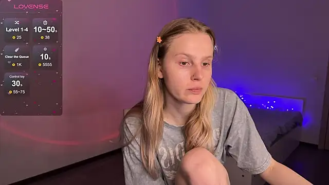 Chanel Gill online show from March 12, 6:40 am