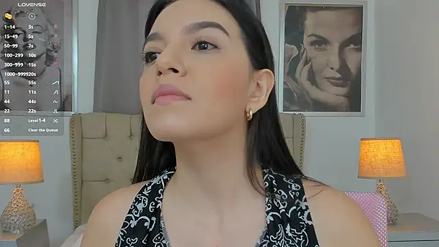 Snapshot of Beautyari_ chatting on January 8, 11:43 am Beautyari online show from January 8, 11:43 am