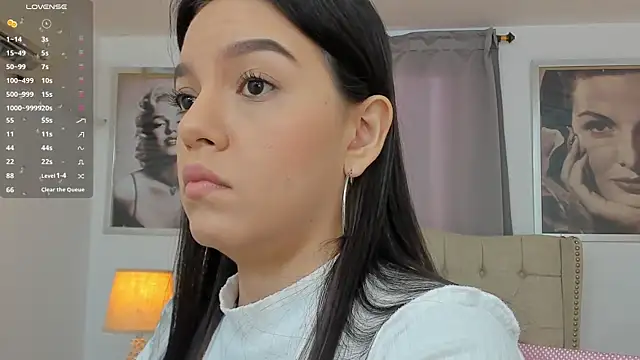 Snapshot of Beautyari_ chatting on January 22, 11:56 am Beautyari online show from January 22, 11:56 am