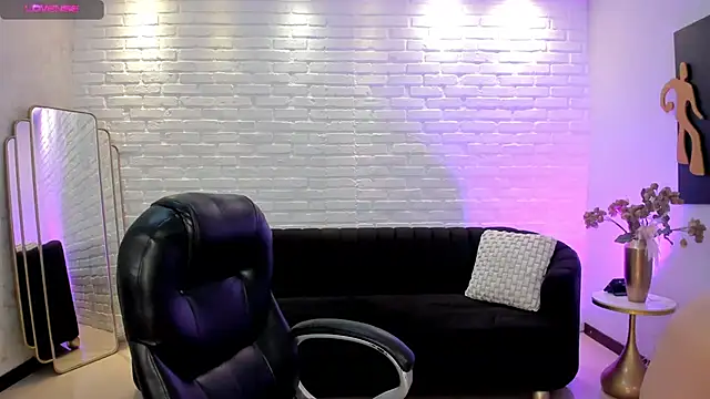 JennaOlsonX online show from February 27, 3:05 pm