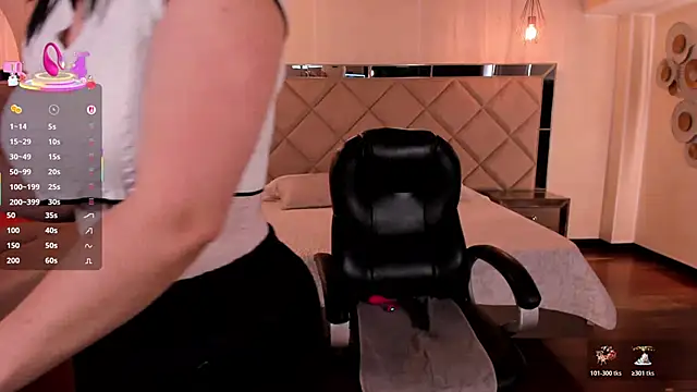 JennaOlsonX online show from November 24, 6:29 pm