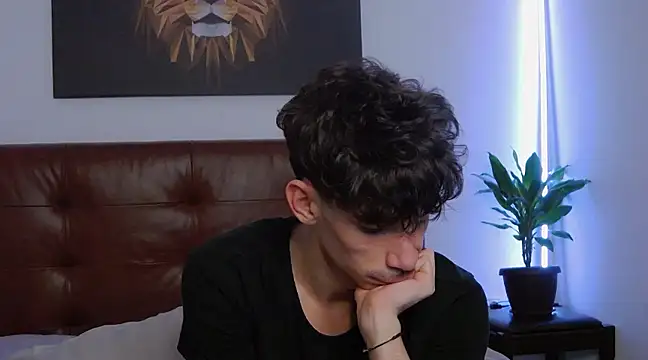 Snapshot of DanielCrush1 chatting on February 15, 6:55 am DanielCrush1 online show from February 15, 6:55 am