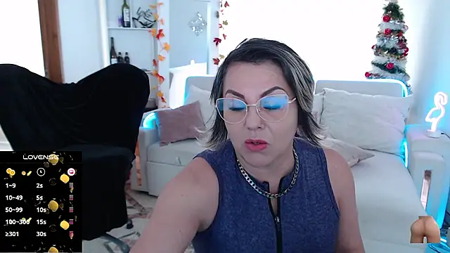 Myrnasexxx online show from December 9, 3:22 pm