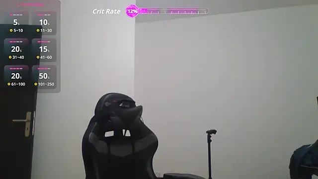 Snapshot of antoinepassion chatting on December 15, 5:39 pm antoinepassion online show from December 15, 5:39 pm