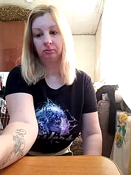 BustyBlond online show from March 16, 4:51 am