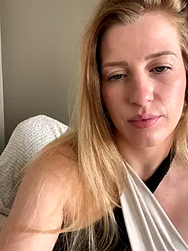 FoxyFrenchy online show from September 16, 11:11 am