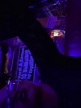 Snapshot of RuggyRackz chatting on March 10, 1:45 am RuggyRackz online show from March 10, 1:45 am