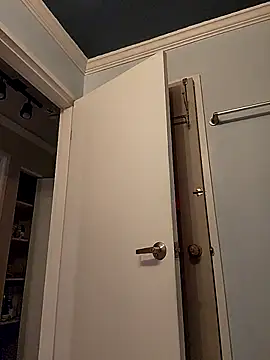 Snapshot of RuggyRackz chatting on November 29, 11:19 pm RuggyRackz online show from November 29, 11:19 pm