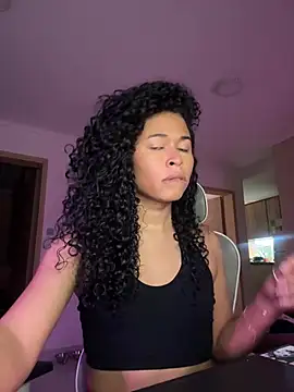 GabriSaenz online show from January 31, 1:01 am