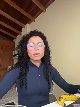 GabriSaenz online show from March 26, 12:44 pm