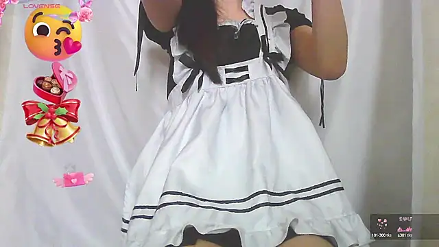 Snapshot of SquirtUniversity chatting on February 10, 2:19 am SquirtUniversity online show from February 10, 2:19 am