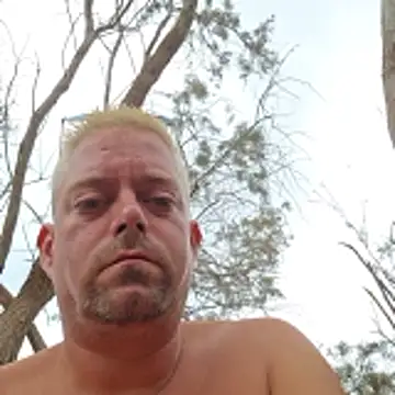 Trucker Hunter online show from January 6, 1:48 pm