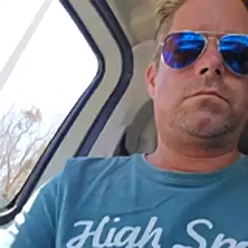 Snapshot of Trucker_Hunter chatting on July 11, 11:57 am Trucker Hunter online show from July 11, 11:57 am