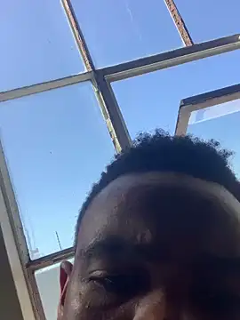 Snapshot of damndawg777 chatting on January 24, 1:25 pm damndawg777 online show from January 24, 1:25 pm