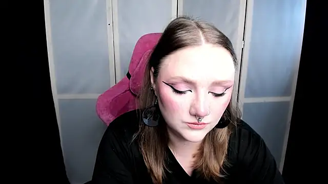 Snapshot of YourDyingBride chatting on October 25, 12:29 am YourDyingBride online show from October 25, 12:29 am