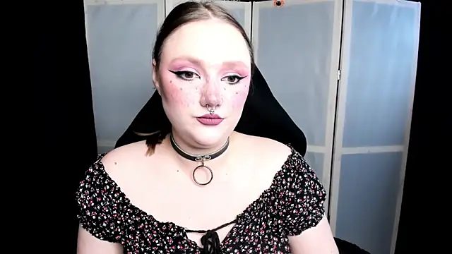 Snapshot of YourDyingBride chatting on November 8, 2:34 am YourDyingBride online show from November 8, 2:34 am