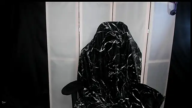 Snapshot of YourDyingBride chatting on February 3, 2:53 am YourDyingBride online show from February 3, 2:53 am