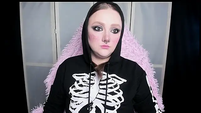 Snapshot of YourDyingBride chatting on March 13, 9:21 pm YourDyingBride online show from March 13, 9:21 pm