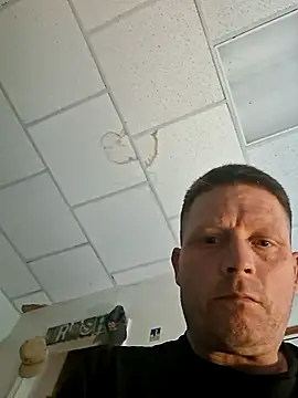 curiouscock38 online show from May 27, 12:02 pm