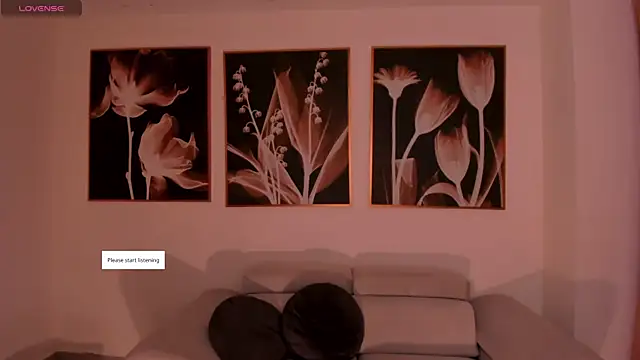 ErikaBenz  online show from May 24, 11:59 am