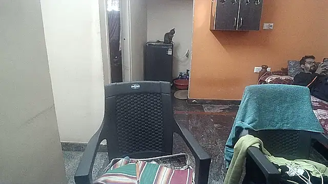 Snapshot of Indiaguy4u chatting on December 29, 6:24 am Indiaguy4u online show from December 29, 6:24 am