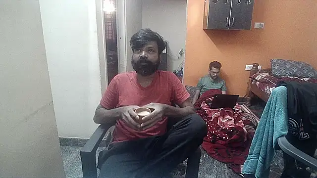 Snapshot of Indiaguy4u chatting on December 29, 12:12 pm Indiaguy4u online show from December 29, 12:12 pm