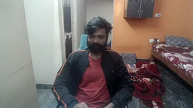 Snapshot of Indiaguy4u chatting on December 29, 3:46 pm Indiaguy4u online show from December 29, 3:46 pm