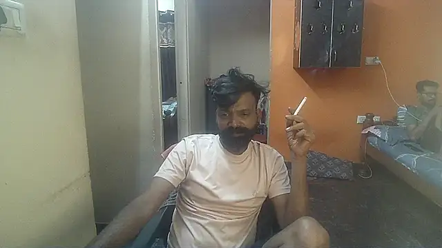 Snapshot of Indiaguy4u chatting on February 17, 12:48 pm Indiaguy4u online show from February 17, 12:48 pm