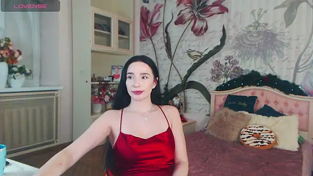 Snapshot of AliciaBow chatting on December 28, 5:25 pm AliciaBow online show from December 28, 5:25 pm
