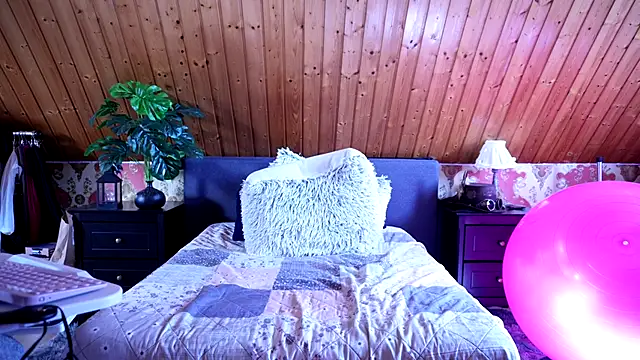 TessaWinter online show from September 20, 11:22 am