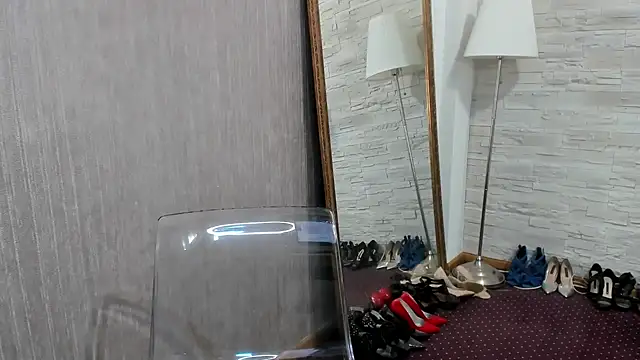 ElisaBaxter online show from March 4, 8:57 am