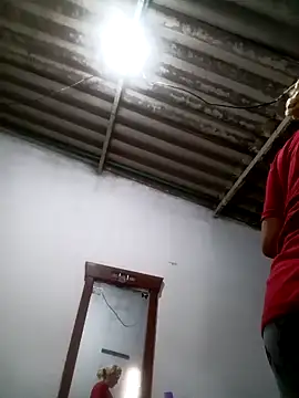 Nicolle Milf online show from February 22, 8:20 pm