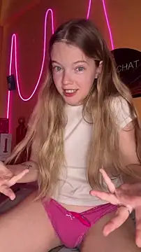 -veranito- online show from March 3, 9:10 pm