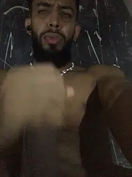 Snapshot of Alessandro__Rossi chatting on January 7, 5:31 pm Alessandro Rossi online show from January 7, 5:31 pm