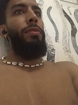 Snapshot of Alessandro__Rossi chatting on January 16, 12:02 am Alessandro Rossi online show from January 16, 12:02 am