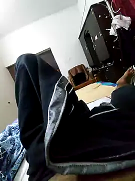 malluflash online show from December 10, 1:00 pm