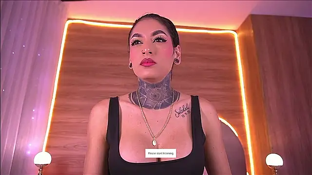 Snapshot of danna_berlin_ chatting on February 13, 7:32 pm danna berlin online show from February 13, 7:32 pm