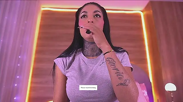 Snapshot of danna_berlin_ chatting on February 27, 7:14 pm danna berlin online show from February 27, 7:14 pm