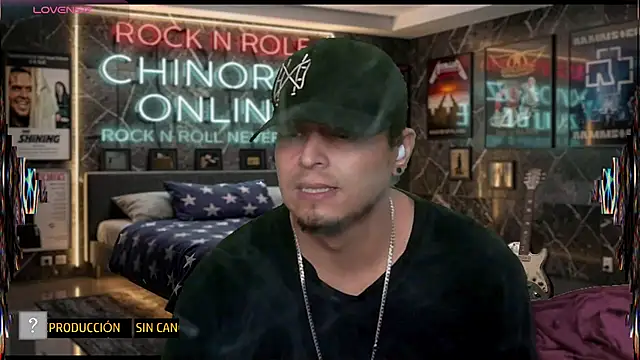 Snapshot of chino_roz chatting on June 15, 10:56 pm chino roz online show from June 15, 10:56 pm