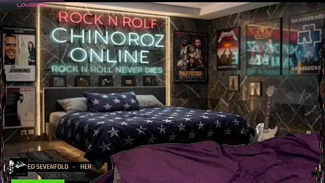 Snapshot of chino_roz chatting on June 17, 1:19 am chino roz online show from June 17, 1:19 am