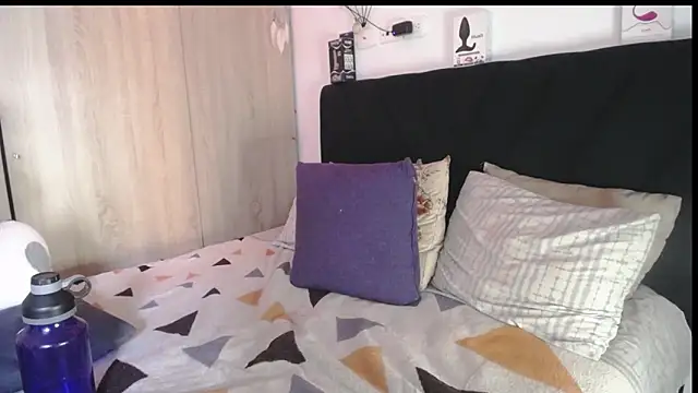 Snapshot of Santiago_kiler chatting on April 18, 7:58 pm Santiago kiler online show from April 18, 7:58 pm