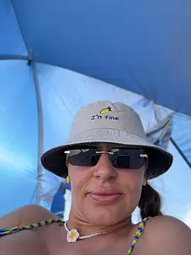 Snapshot of Natalieass chatting on July 6, 3:03 pm Natalieass online show from July 6, 3:03 pm