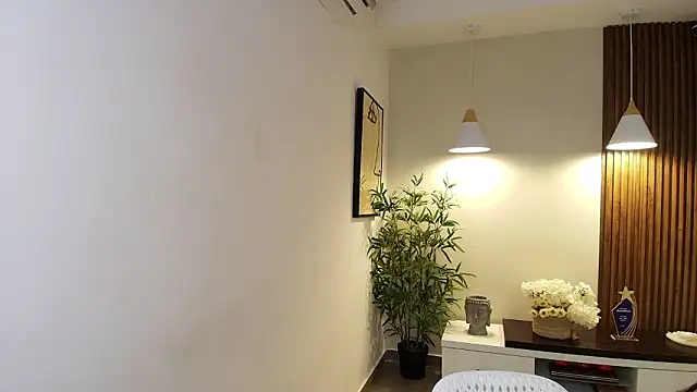 Sassy--Girl online show from March 27, 4:29 pm