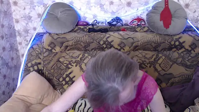 MissBekker online show from May 29, 7:34 pm