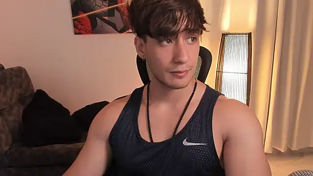 AlexRivera6 online show from May 29, 10:52 pm