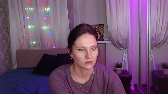 Snapshot of Zlata888 chatting on May 10, 8:36 pm Zlata888 online show from May 10, 8:36 pm