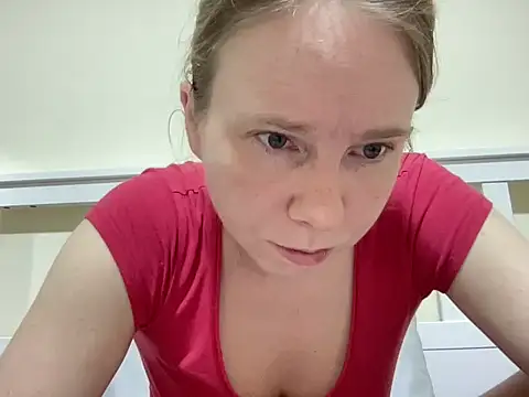 SweetLucy96 online show from November 14, 12:04 pm